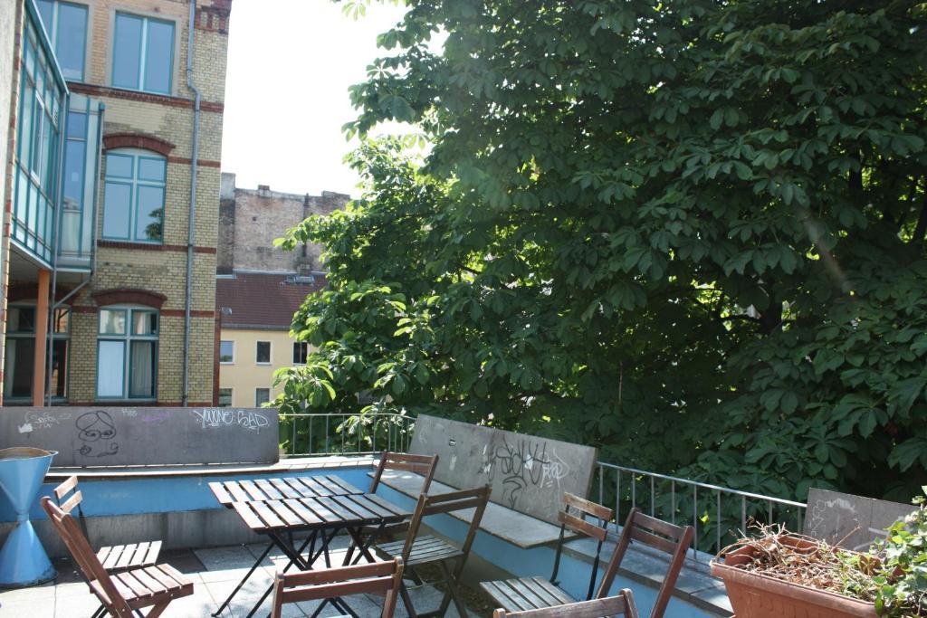 Baxpax Kreuzberg Hostel - Berlin — Photos 2